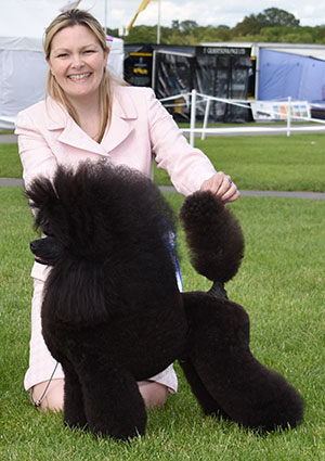 Miss M Harwood Ch Minarets Best Kept Secret