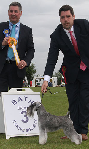 Ms V E Tierney Ch Nortonchase Look N' Fabulous with group judge Mr J Horswelle