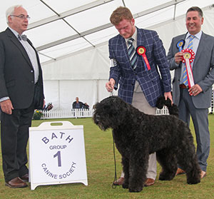 Mrs F Lambert Liskport Lord Of The Rings (ai) with group judge Mr J Horswell & Mr W Browne-Cole (Chairman)