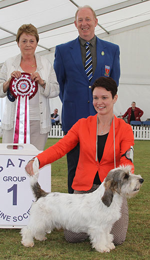 Mrs S Robertson & Mrs W Doherty Ch Soletrader Magic Mike with group judge Mrs J Peak & Mr C Pascoe (Committee)