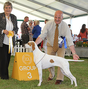 Mr P Mcclip Ridanflight Ruby Tuesday At Forthbourne with group judge Mrs J Miller