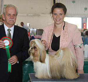 Miss T Jones Carlita Time To Samba with spbeg group judge Mr S Hall