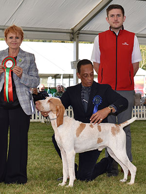 Mr S Gourdin Polcevera S Visconti with spbeg group judge Ms I Glen & Mr R Furnell (Royal Canin)
