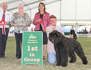 Mrs F Lambert Liskport Lord Of The Rings (ai) with group judge Ms Hewart-Chambers, Mrs H Hutchings Brooks (Committee) & Mr P Galvin (Royal Canin)