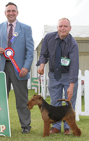 Ms J & J Vickers Eskwyre Pistol Pete with group judge Mr A Westwood