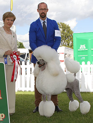 M Nilssou Afterglow Tyrone Power with group judge Miss E Haapaniemi 