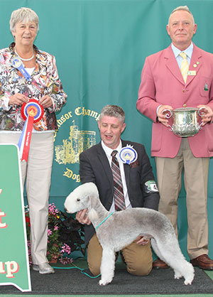 Mr P Kiernan Ch Sharnor High I'm Viktor At Kierlander with group judge Miss A Ingram & Mr I Kettle (Health & Safety Officer) 