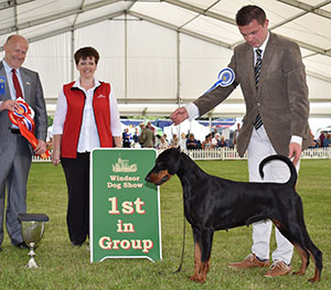 Mrs J A Ingram & Miss V L Ingram Ch & Ir Ch Jojavik Poison Ivy JW Sh.CM CW16 with group judge Mr P Lawless & Royal Canin